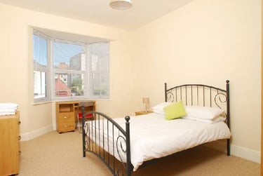 5 bed house, Hamilton Gardens, Near university, Plymouth, PL46PQ - Image 4